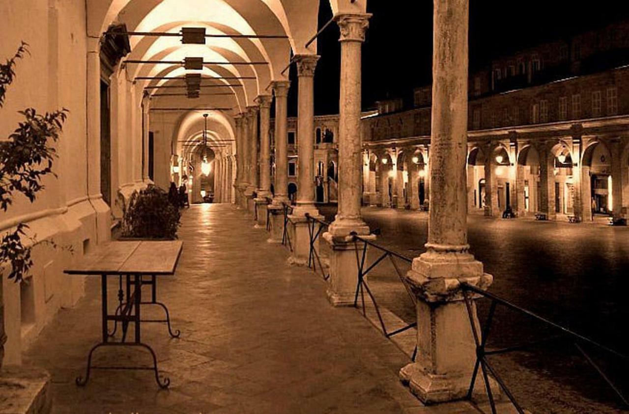 פרמו Appartamento A Palazzo Vinci מראה חיצוני תמונה
